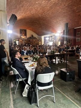 Sala de asamblea CAR 2026 con autoridades y asistentes durante la sesión.